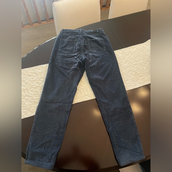 Women’s Pants - Picture 3 of 6